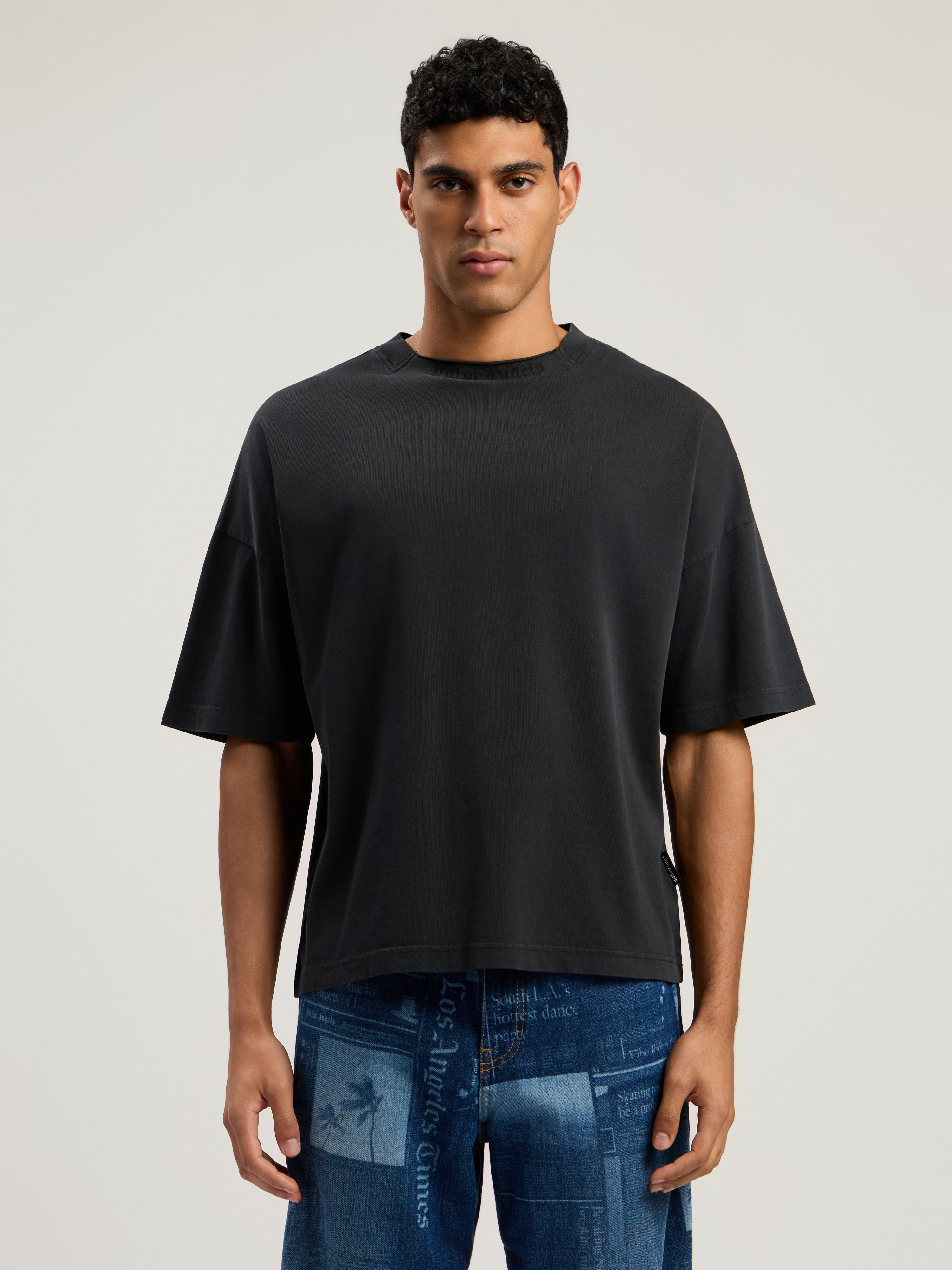 Curved Logo Loose Collar T-Shirt - 3