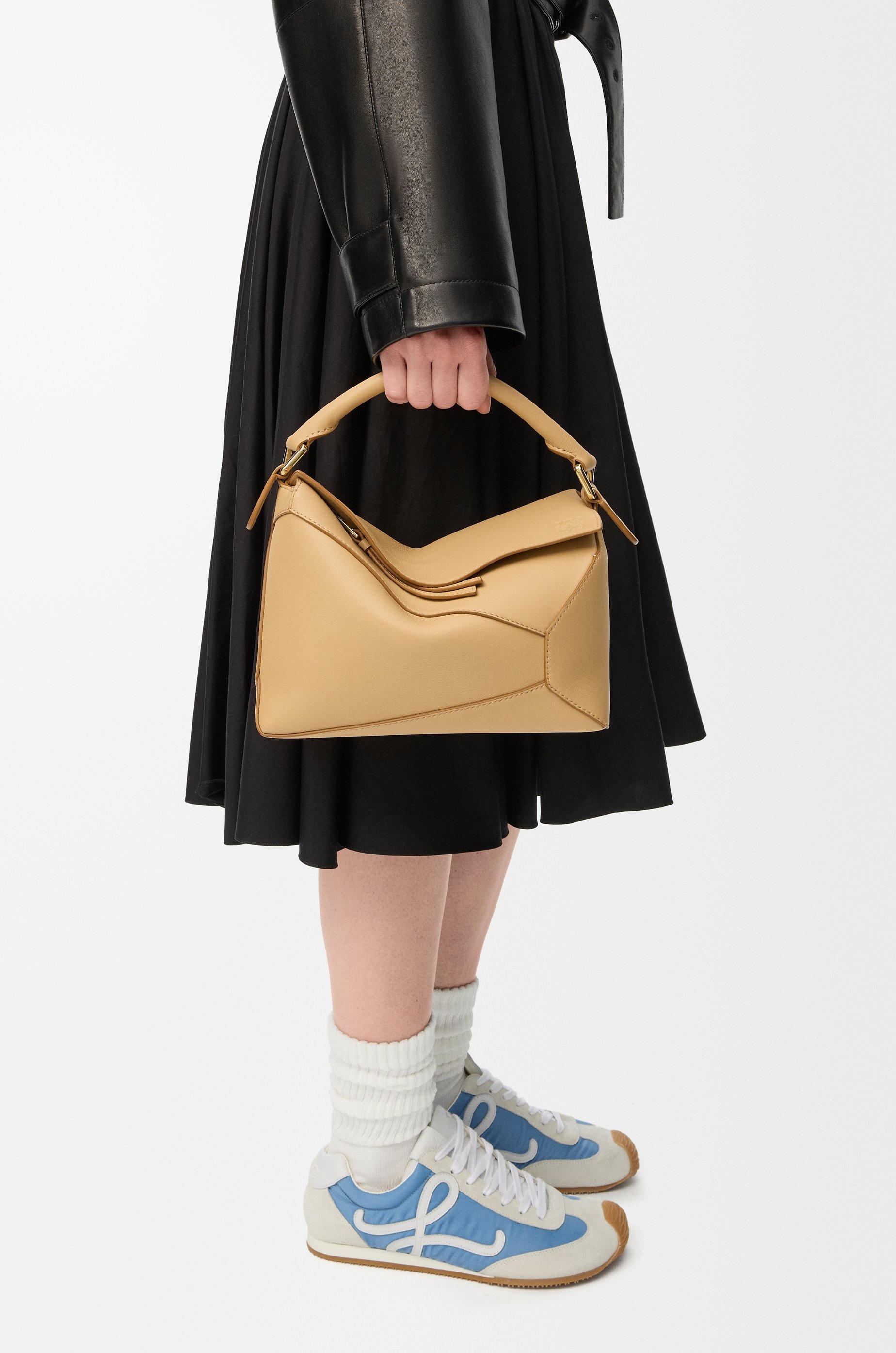 Small Puzzle Edge bag in classic calfskin - 3