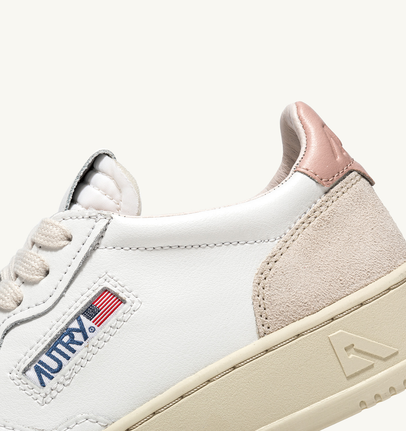 MEDALIST LOW SNEAKERS IN WHITE AND POWDER LEATHER AND BEIGE SUEDE - 6