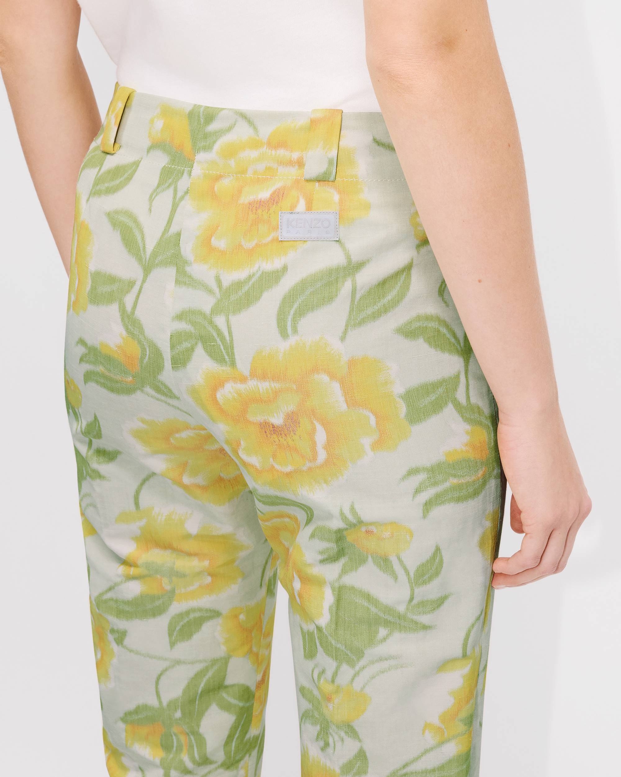 パンツ KENZO 'Kenzo Peonies' pants KENZO 'KENZO Peonies' cropped pants in cotton linen jacquard