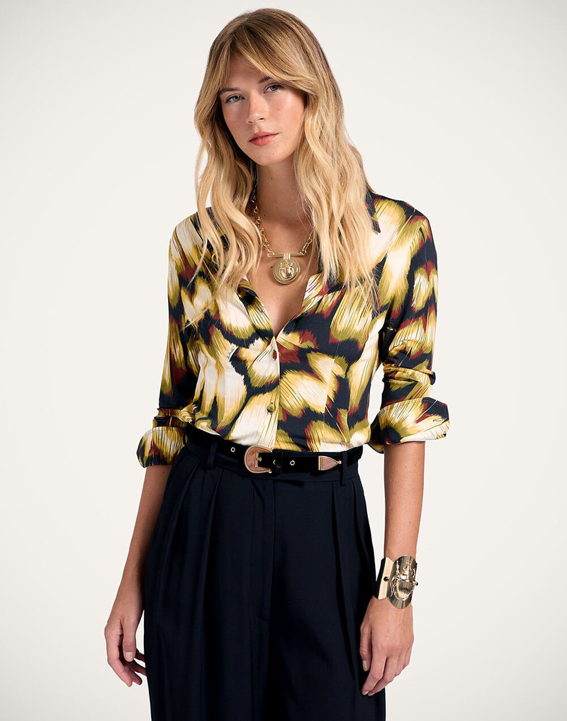 La DoubleJ Fitted Shirt outlook