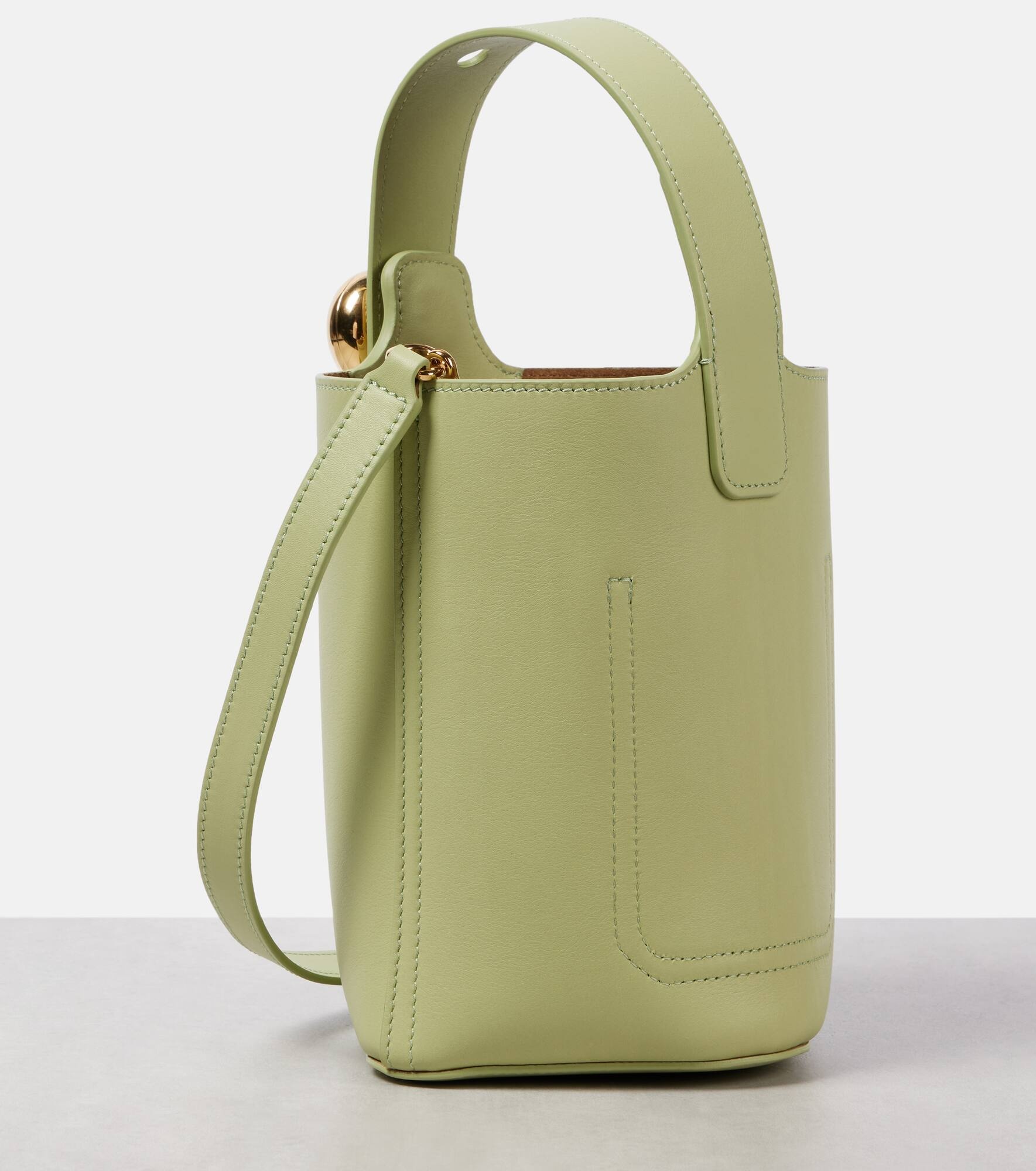 Pebble Mini leather bucket bag - 4