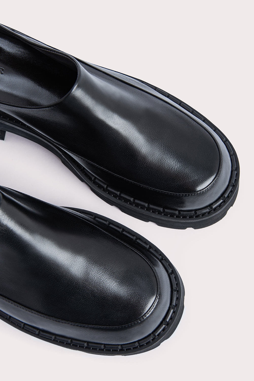 Reyna Black Nappa Leather - 4