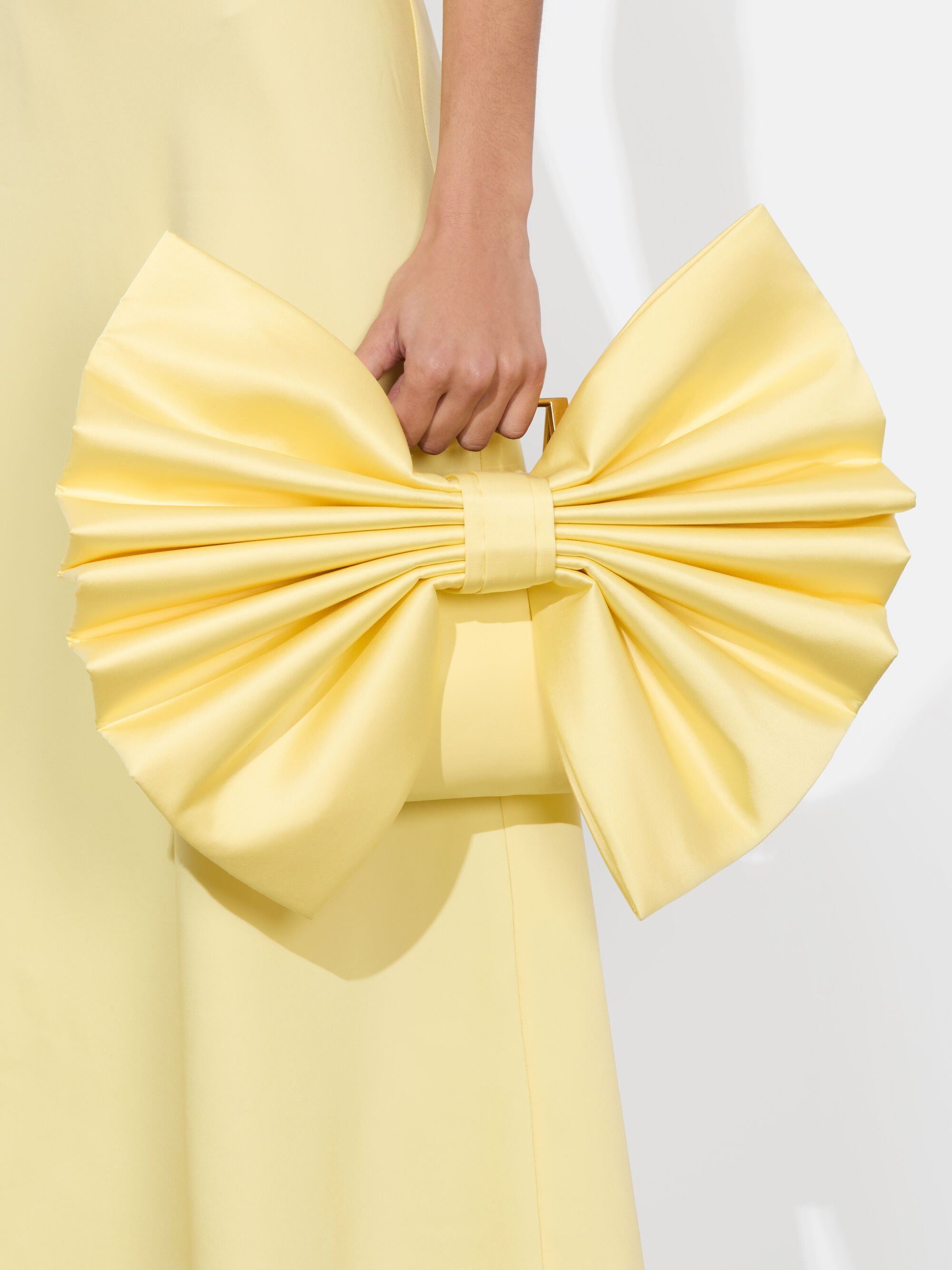 SEMIRA BOW CLUTCH - 3