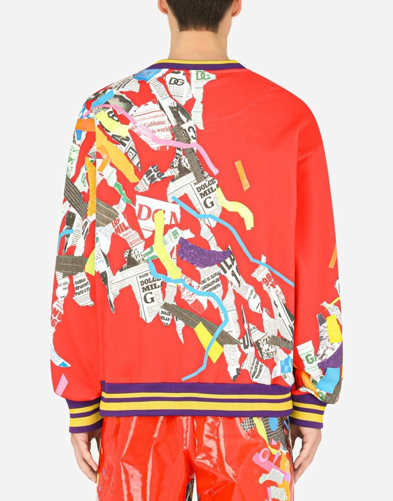 Sweatshirt with newspaper patchwork print 3