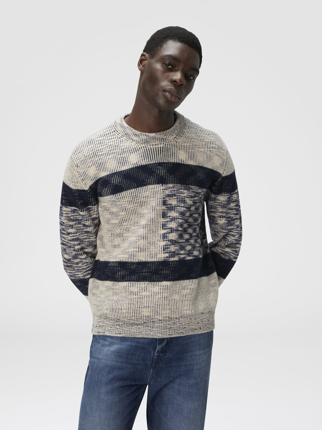 Crew neck sweater with check pattern - 4