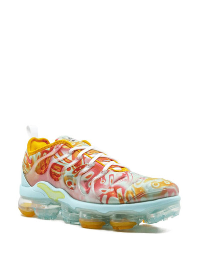 Nike Air VaporMax Plus QS sneakers outlook