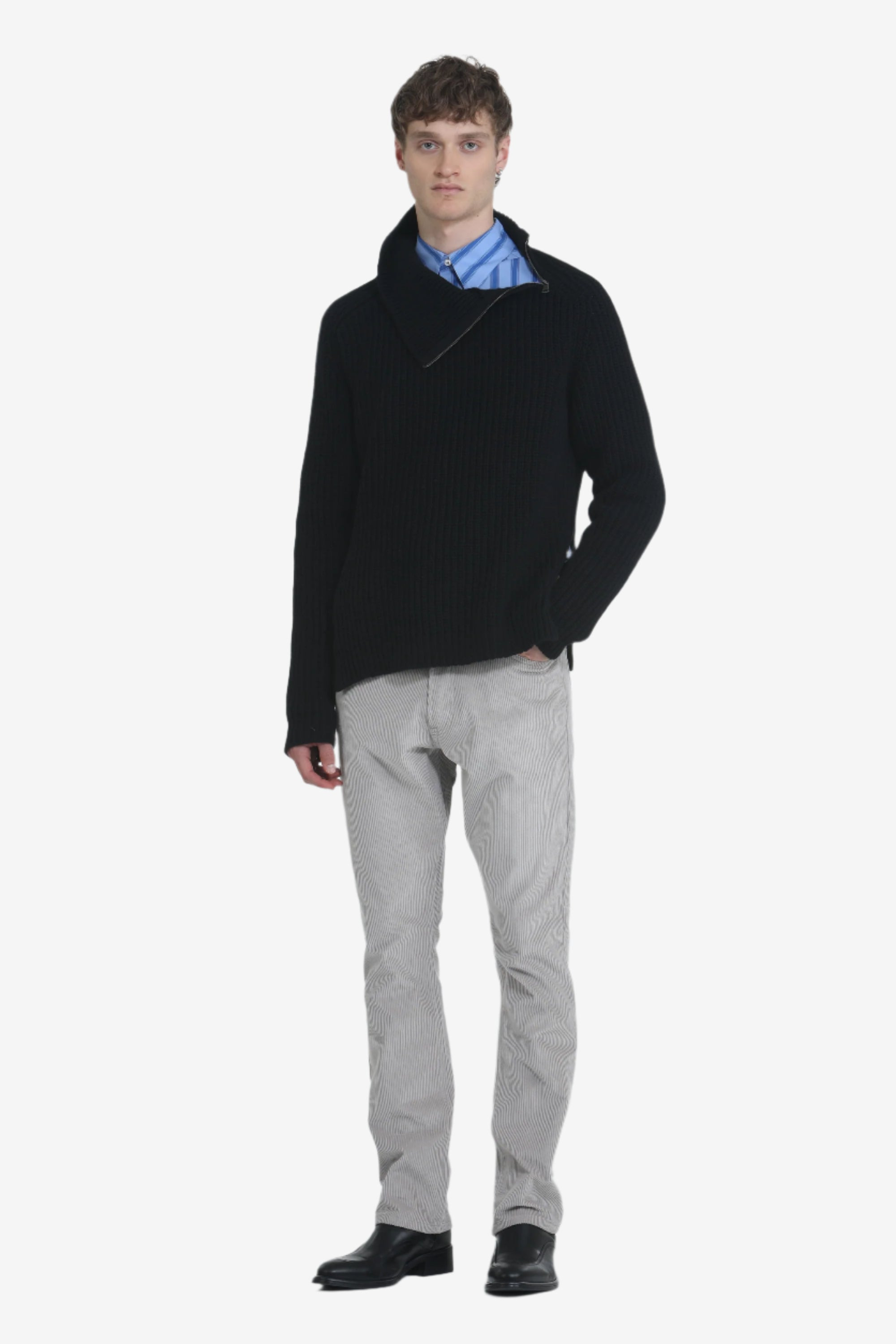 HIGH NECK SWEATER WITH ZIP CLOSURE - 2