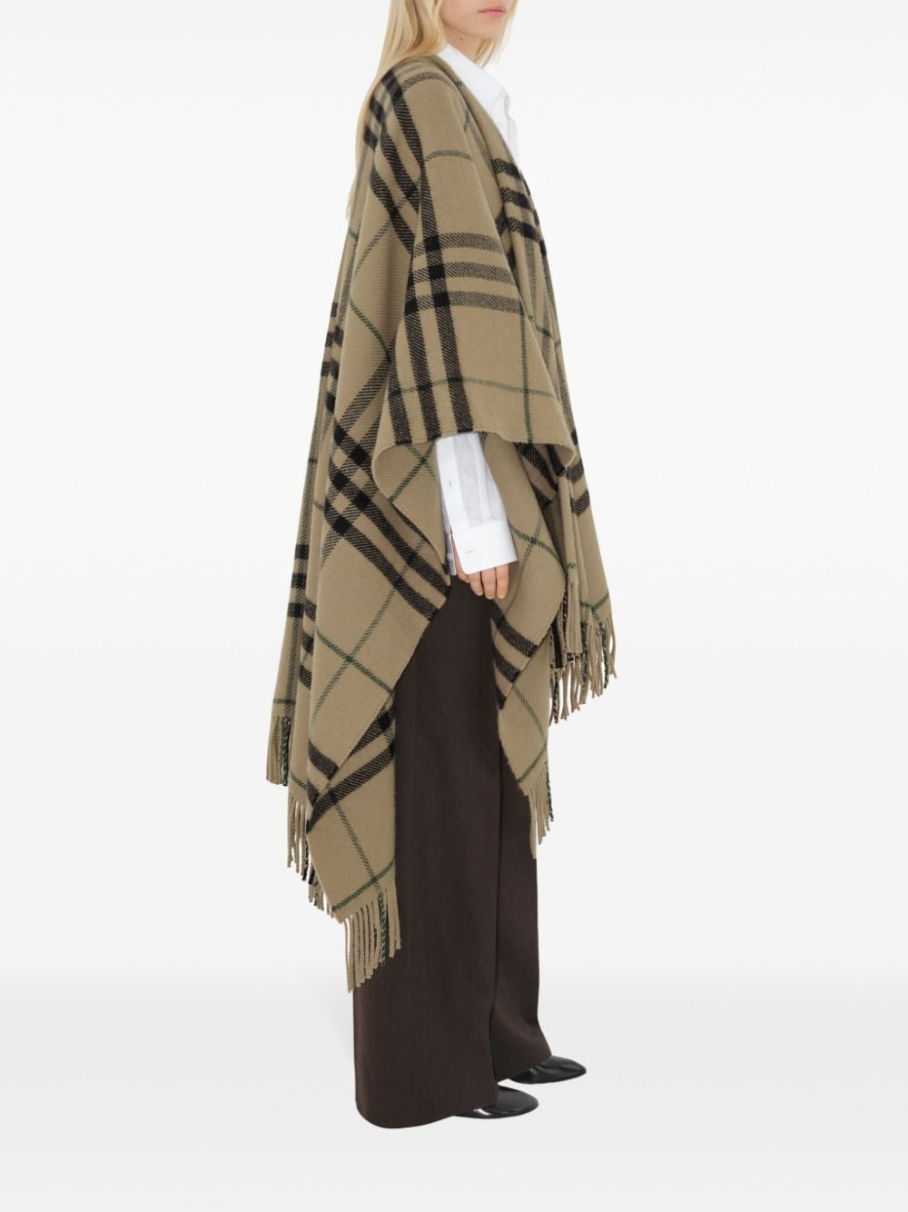 ポンチョ・ケープ Burberry Beige Reversible Cape 8562C82E-F5F2-4DEB-BADD-