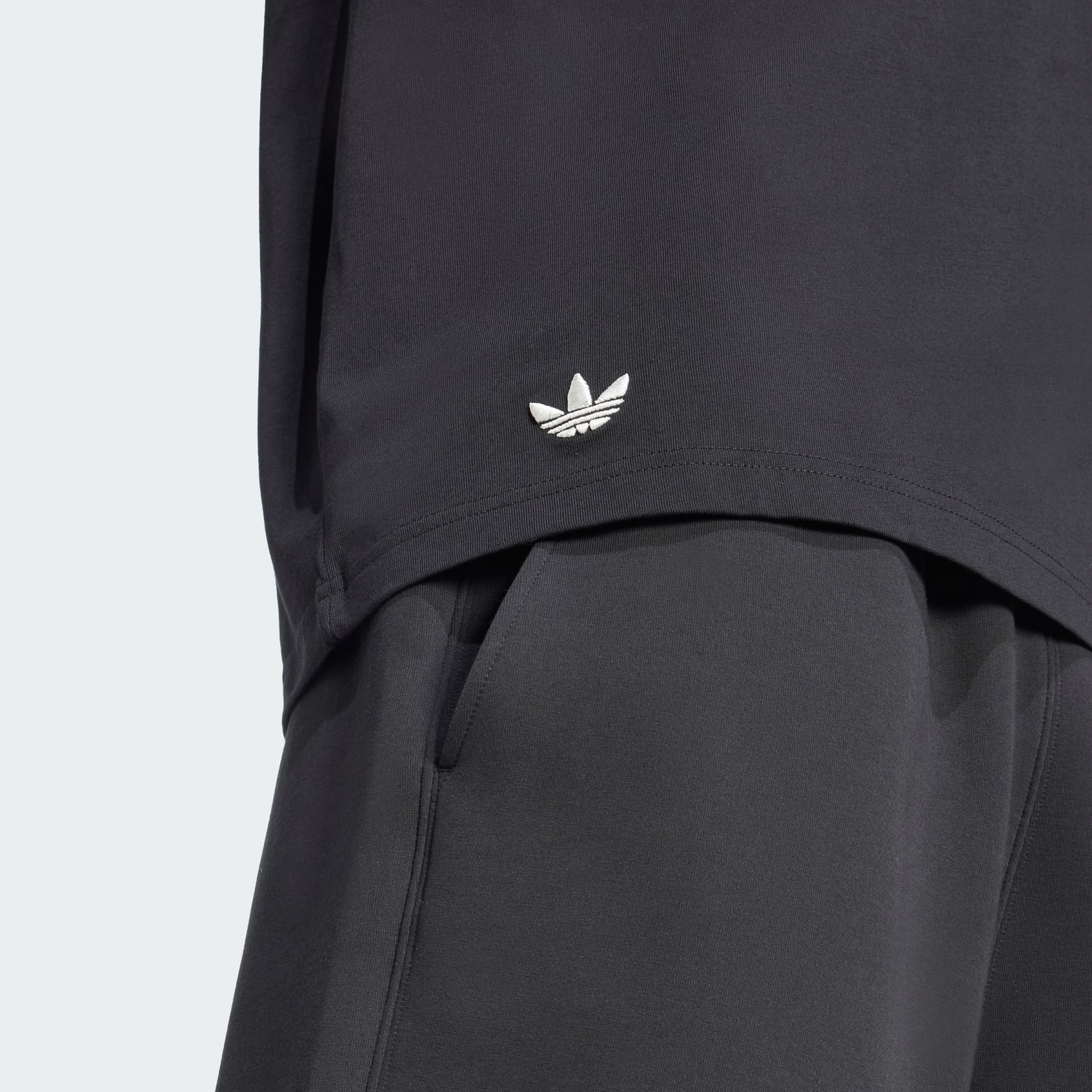 Neuclassics Tee - 6