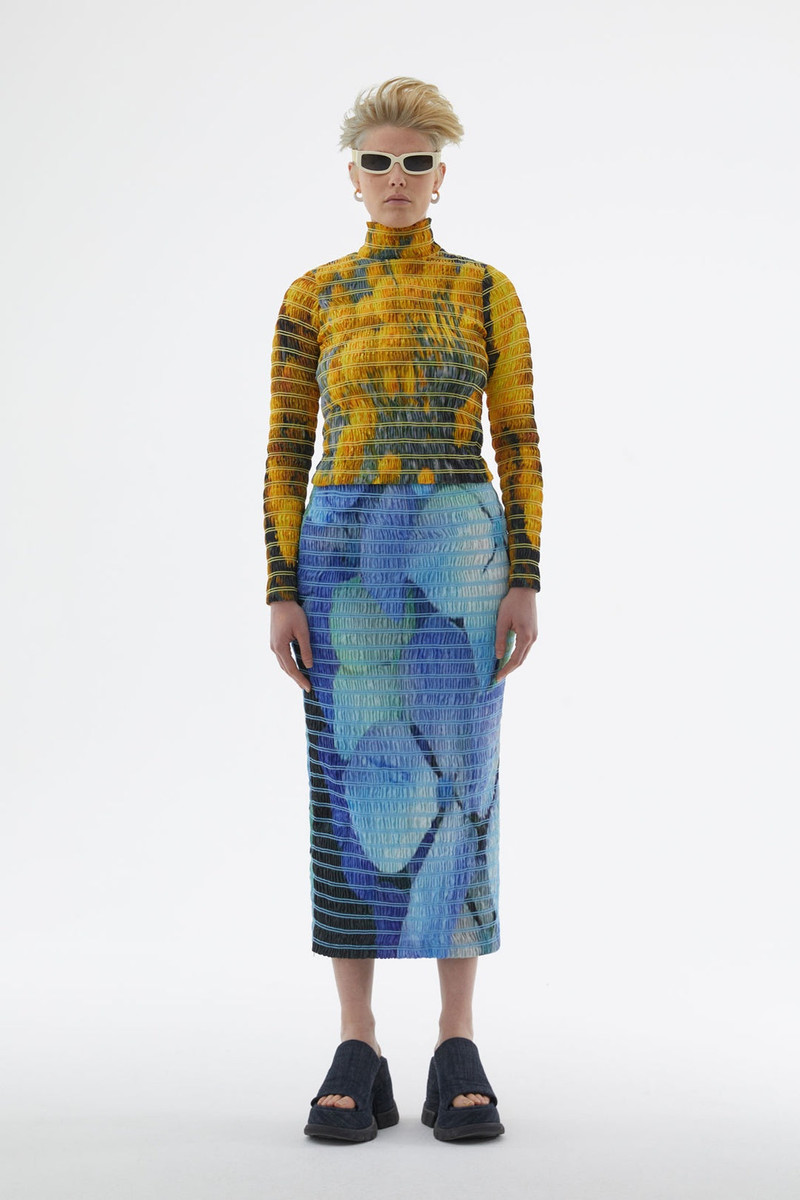 SUNNEI EMBROIDERED STRETCH TOP WITH FLOWER PRINT outlook