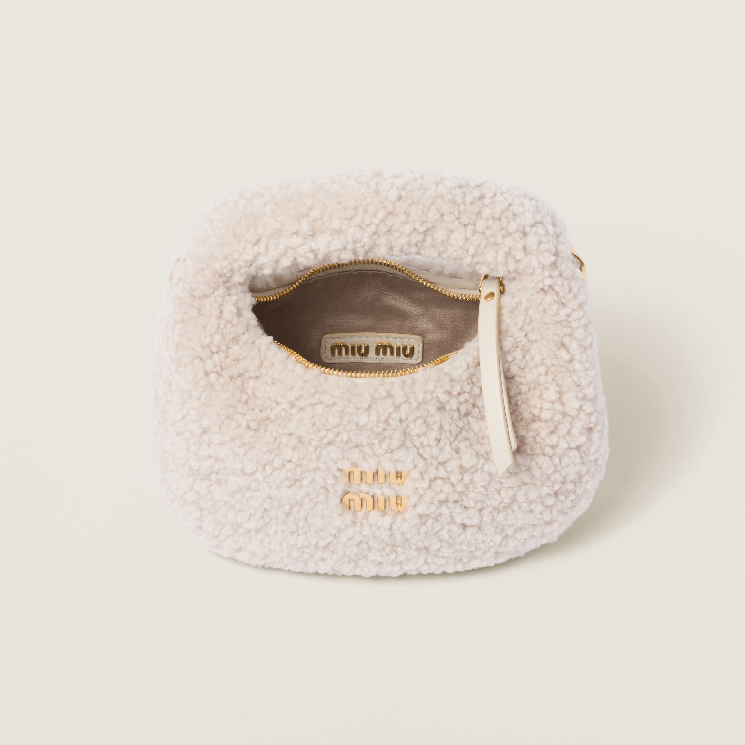 Wander shearling hobo bag with leather details - 6