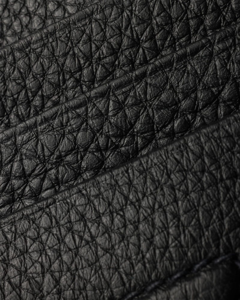 Prada Leather card holder outlook