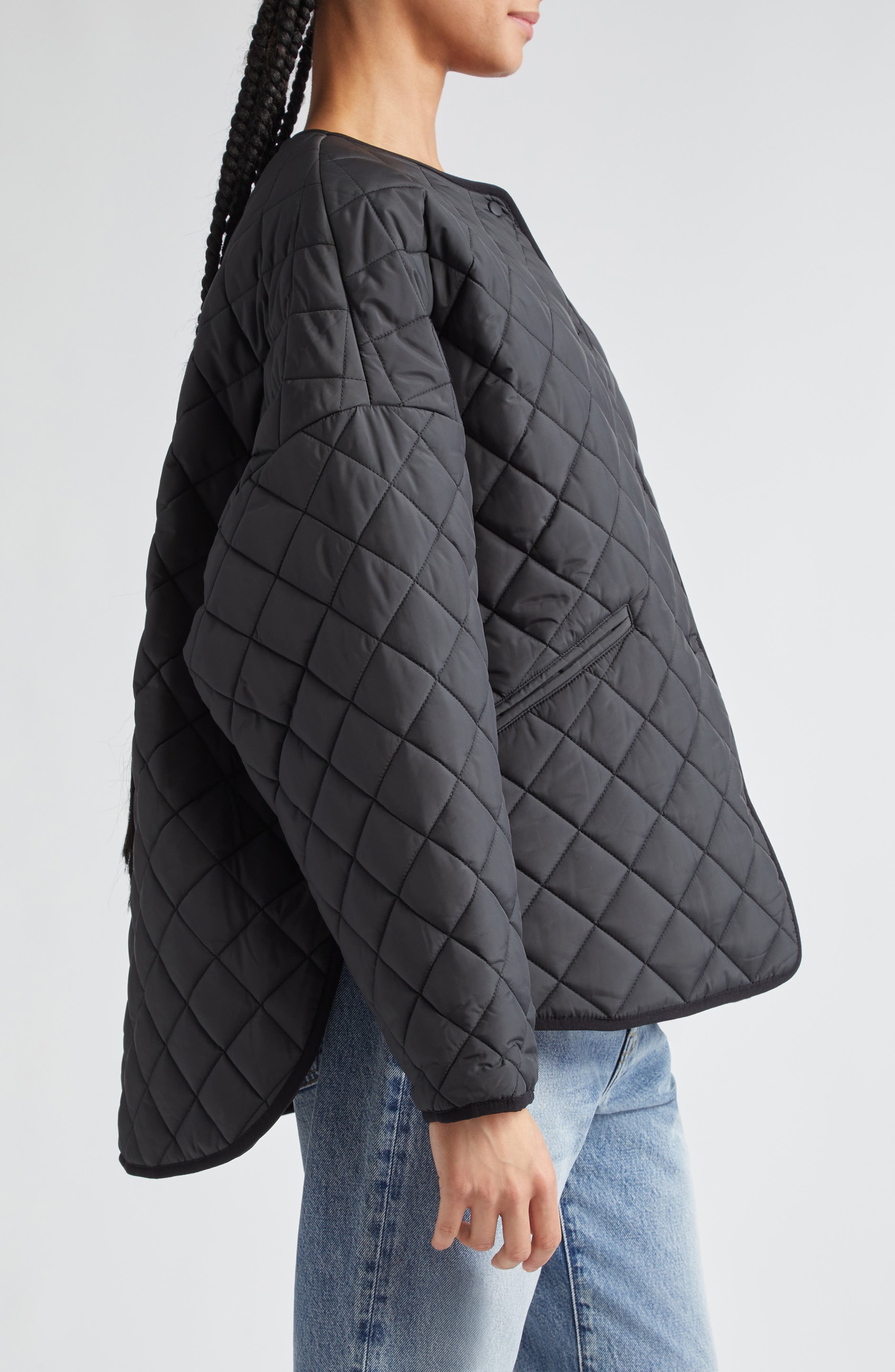 TOTEME Oversize Quilted Jacket in Black 200 at Nordstrom - 4