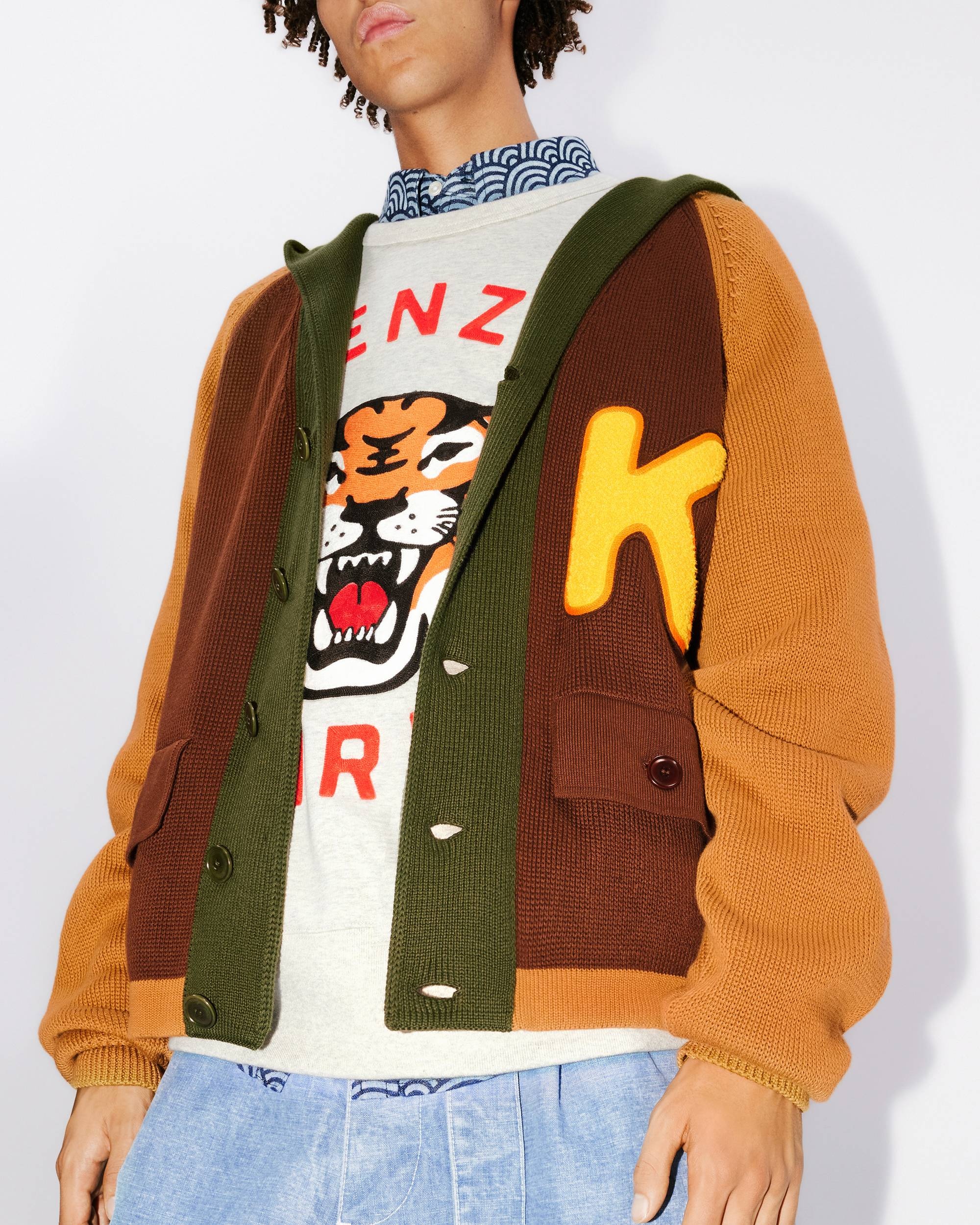 Cardigan with colourful hood - 6