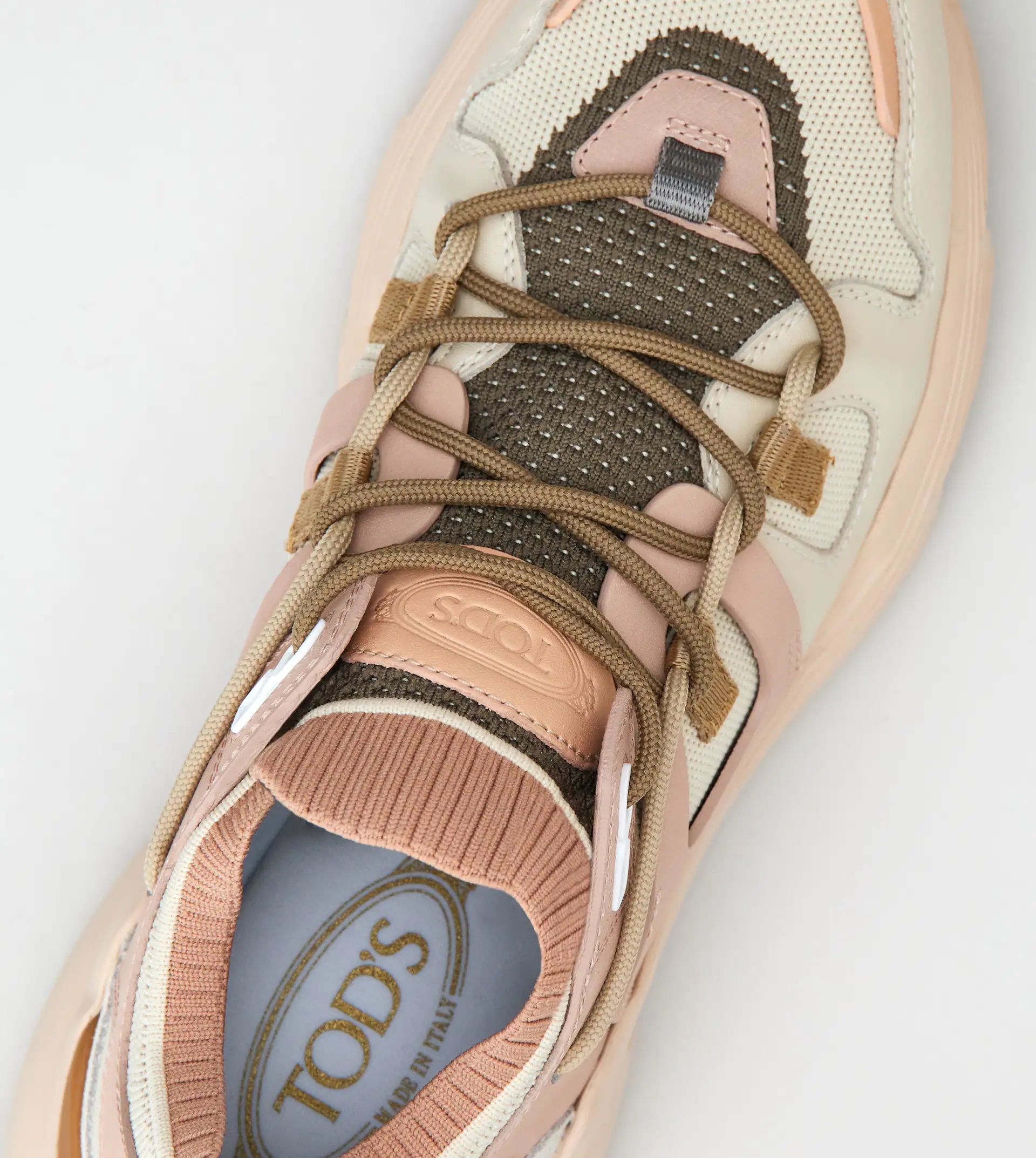 SNEAKERS IN LEATHER AND TECHNICAL FABRIC - PINK - 6