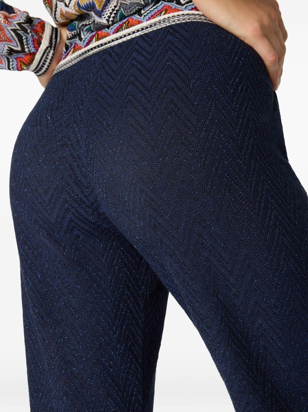zigzag pattern flared trousers - 4