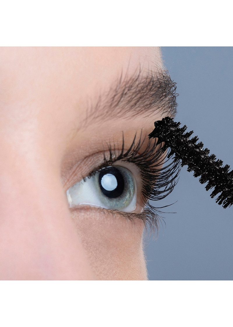 Carolina Herrera Fabulous Eyes Mascara 5