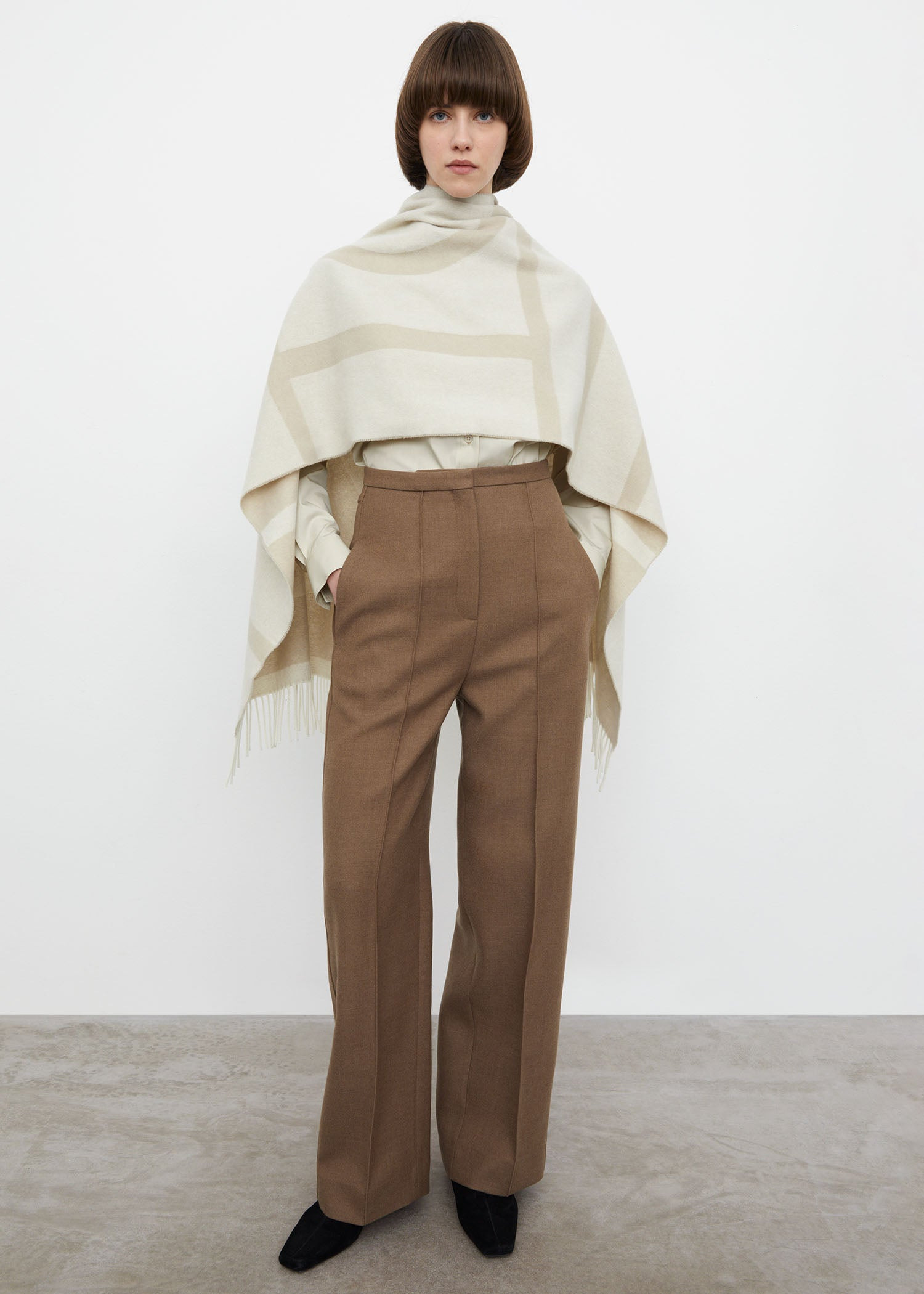 Monogram jacquard wool scarf eggnog - 2