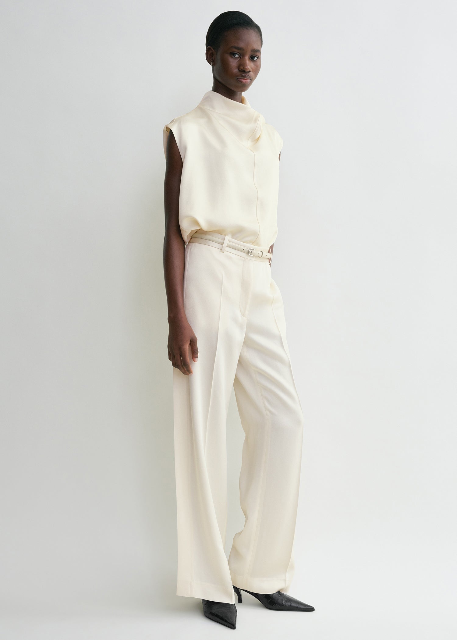 Cuff-slit trousers macadamia - 3
