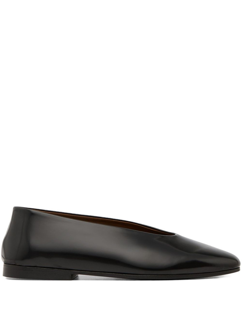 patent-leather ballet flats 1