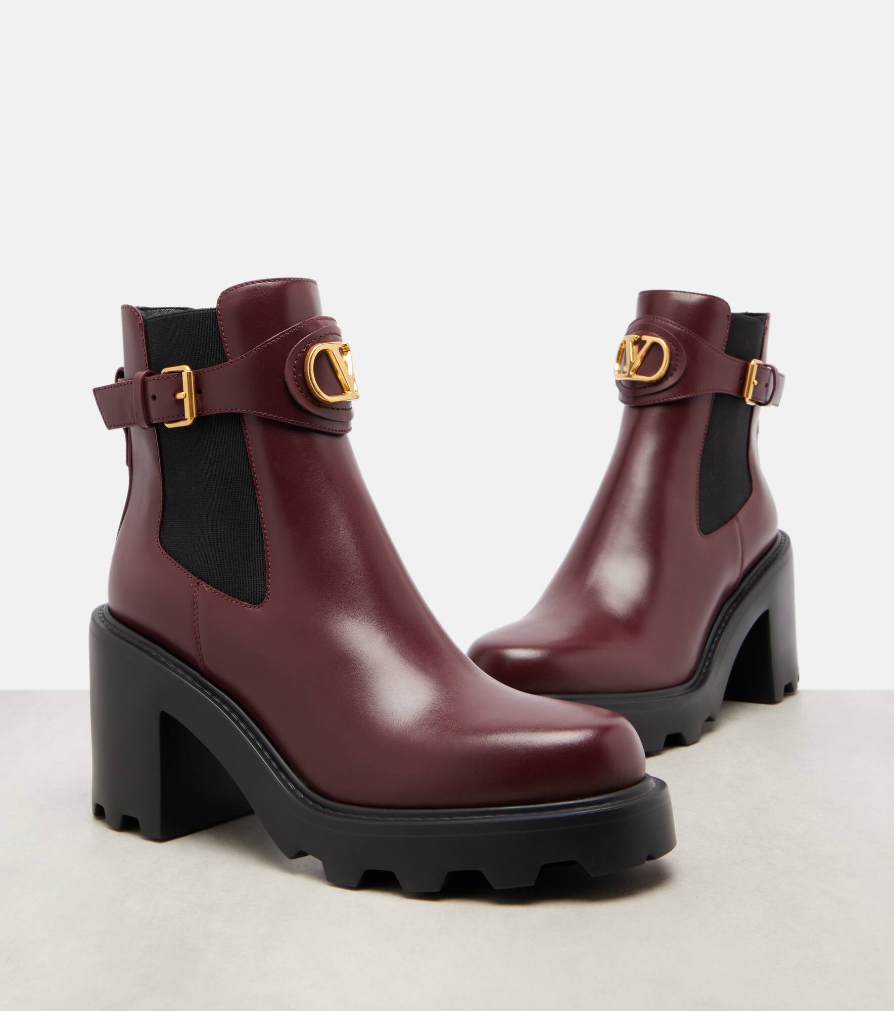 Vlogo Signature 90 leather ankle boots - 5