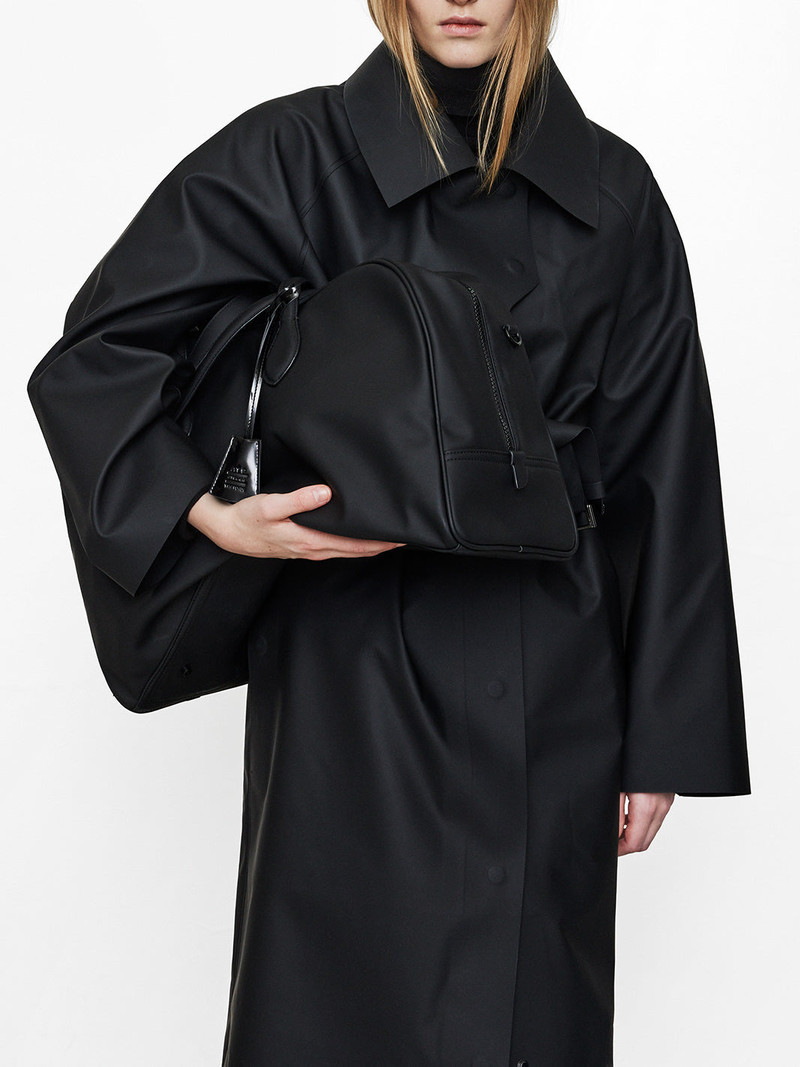 Aosta Black Tote Polyurethane 5