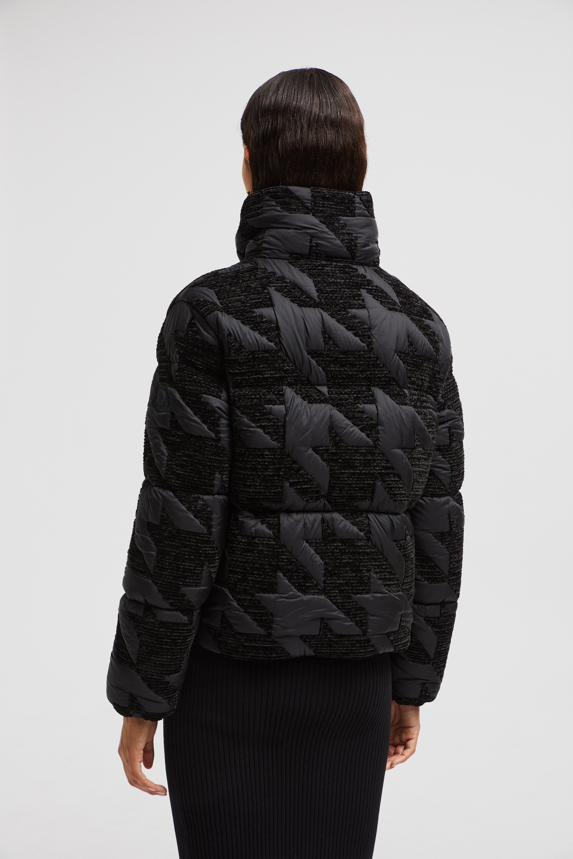 関税込 MONCLER EVANDRA SHORT DOWN JACKET Moncler Evandra Short Down Jacket | REVERSIBLE
