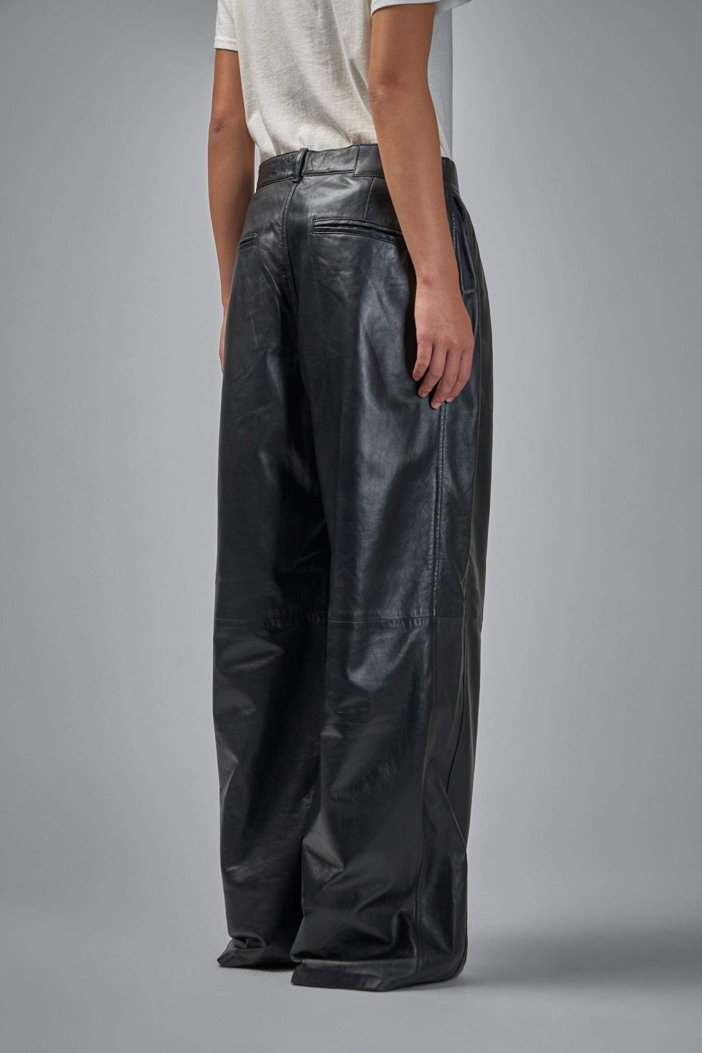 Pleated Wide Leg Leather Pant - 3