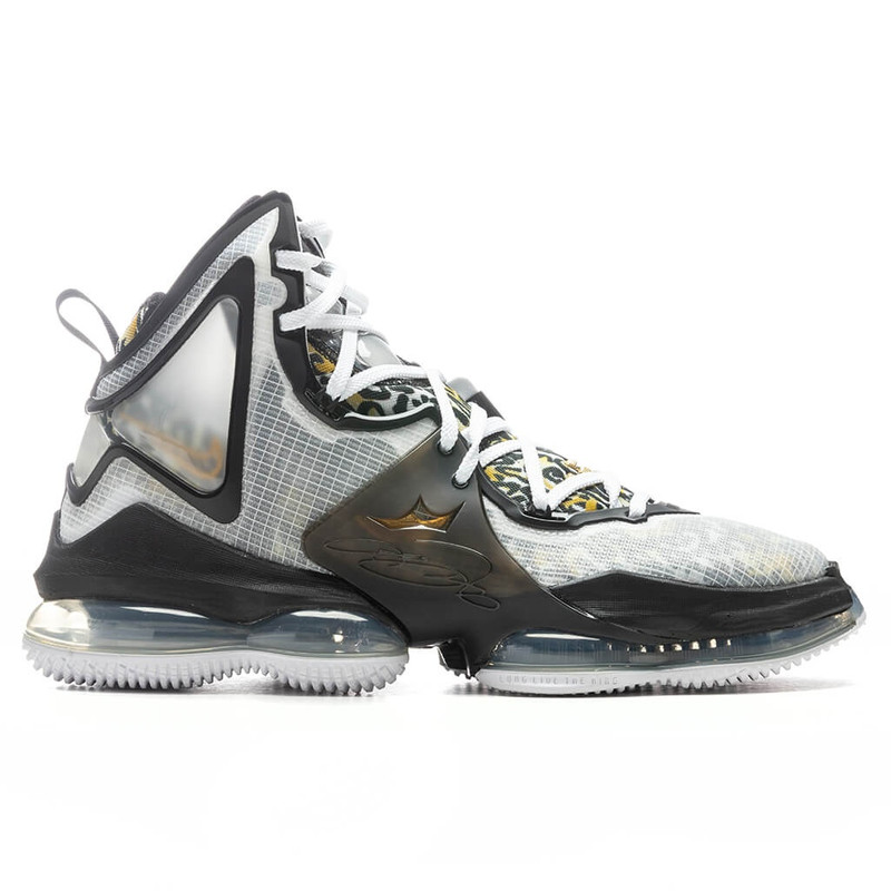 LeBron 19 "Royalty"스니커머스 - 1