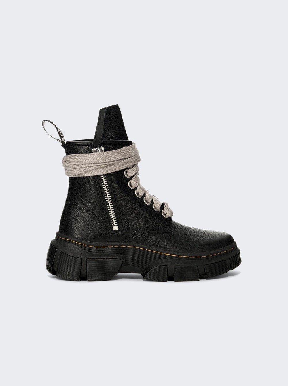 X Dr. Martens Jumbo Lace Boot Black - 1