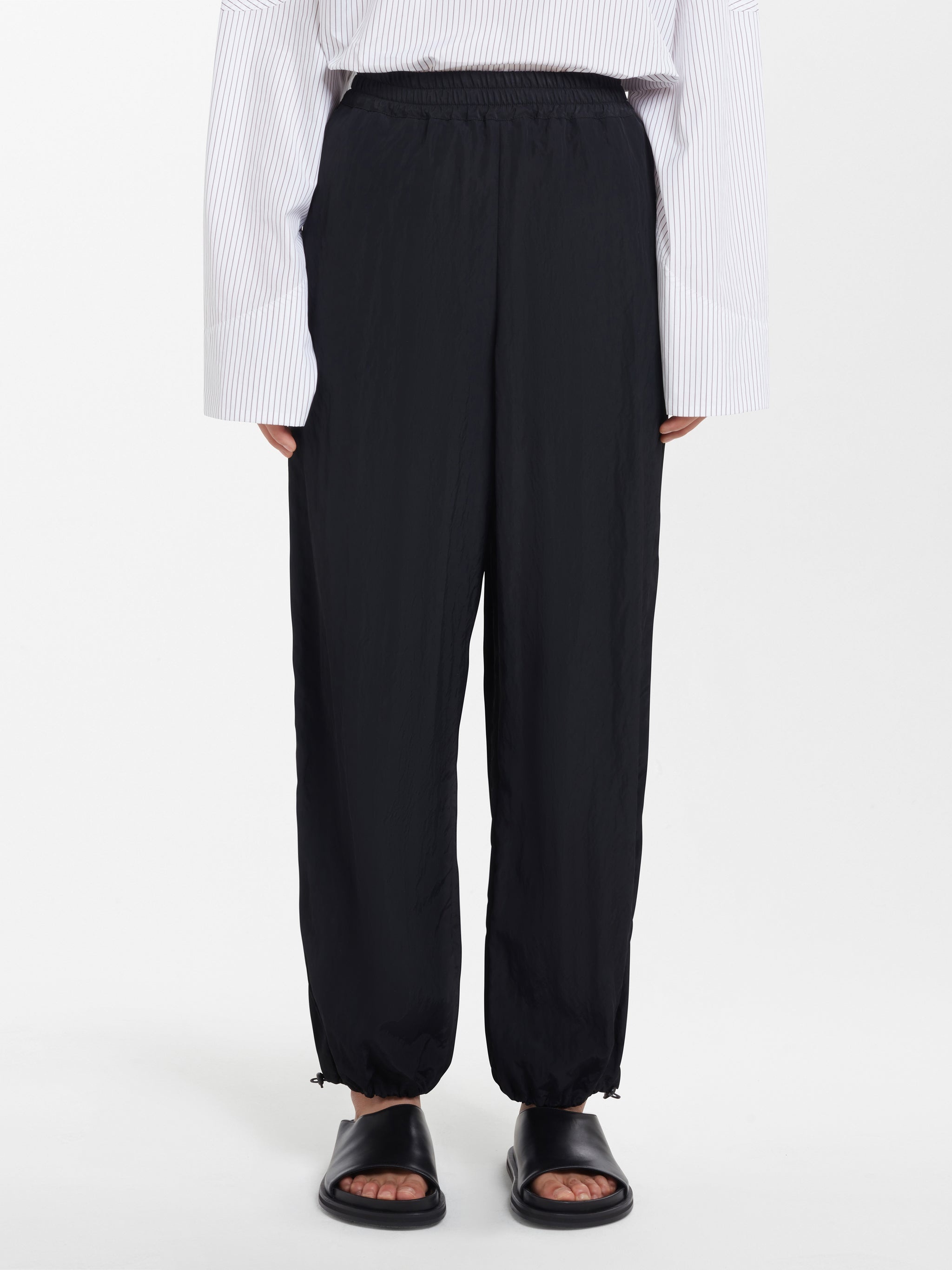 Gia Textured Viscose Pant - 5
