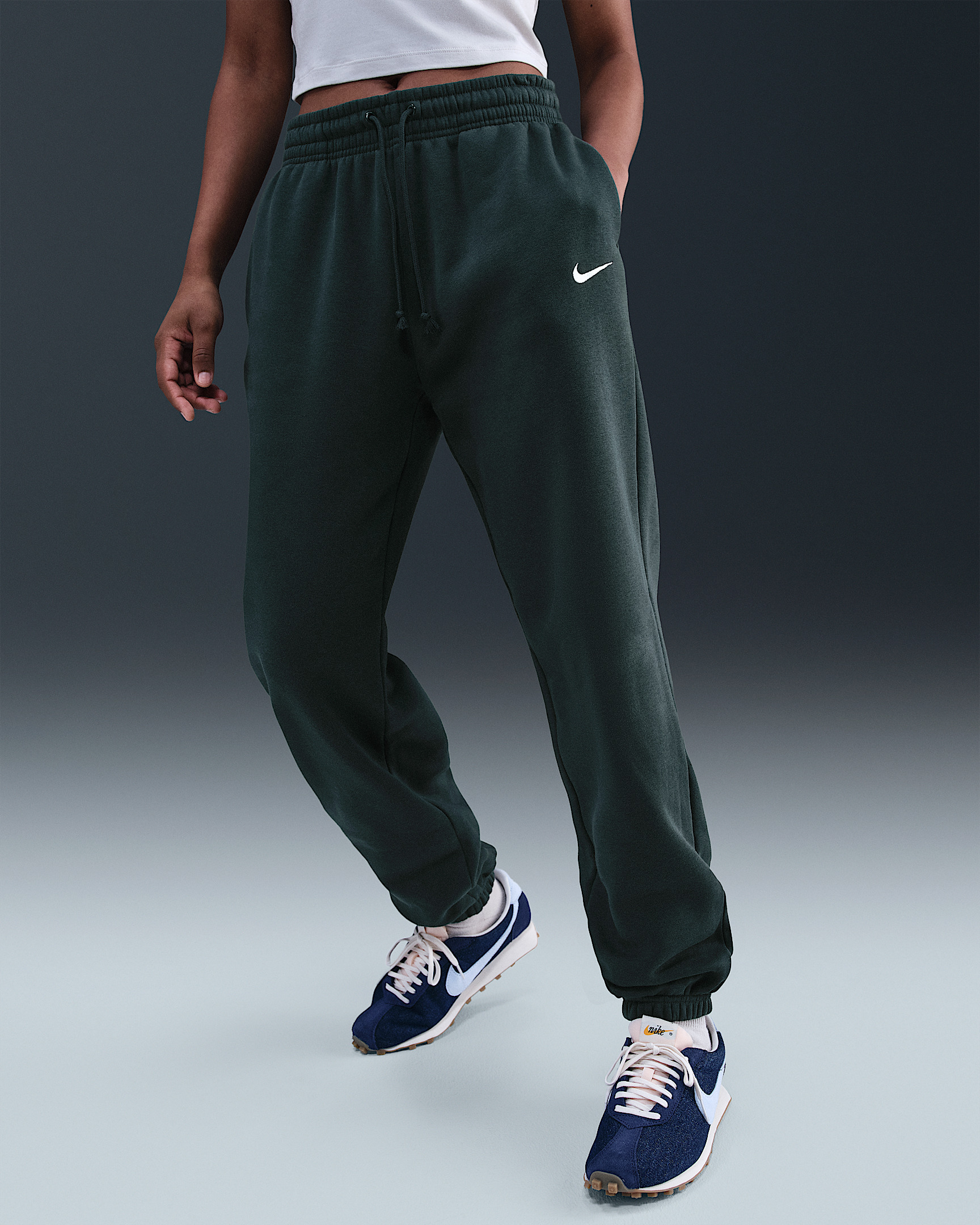 Nike Sportswear Phoenix Fleece Women's High-Waisted Oversized Sweatpants - 2