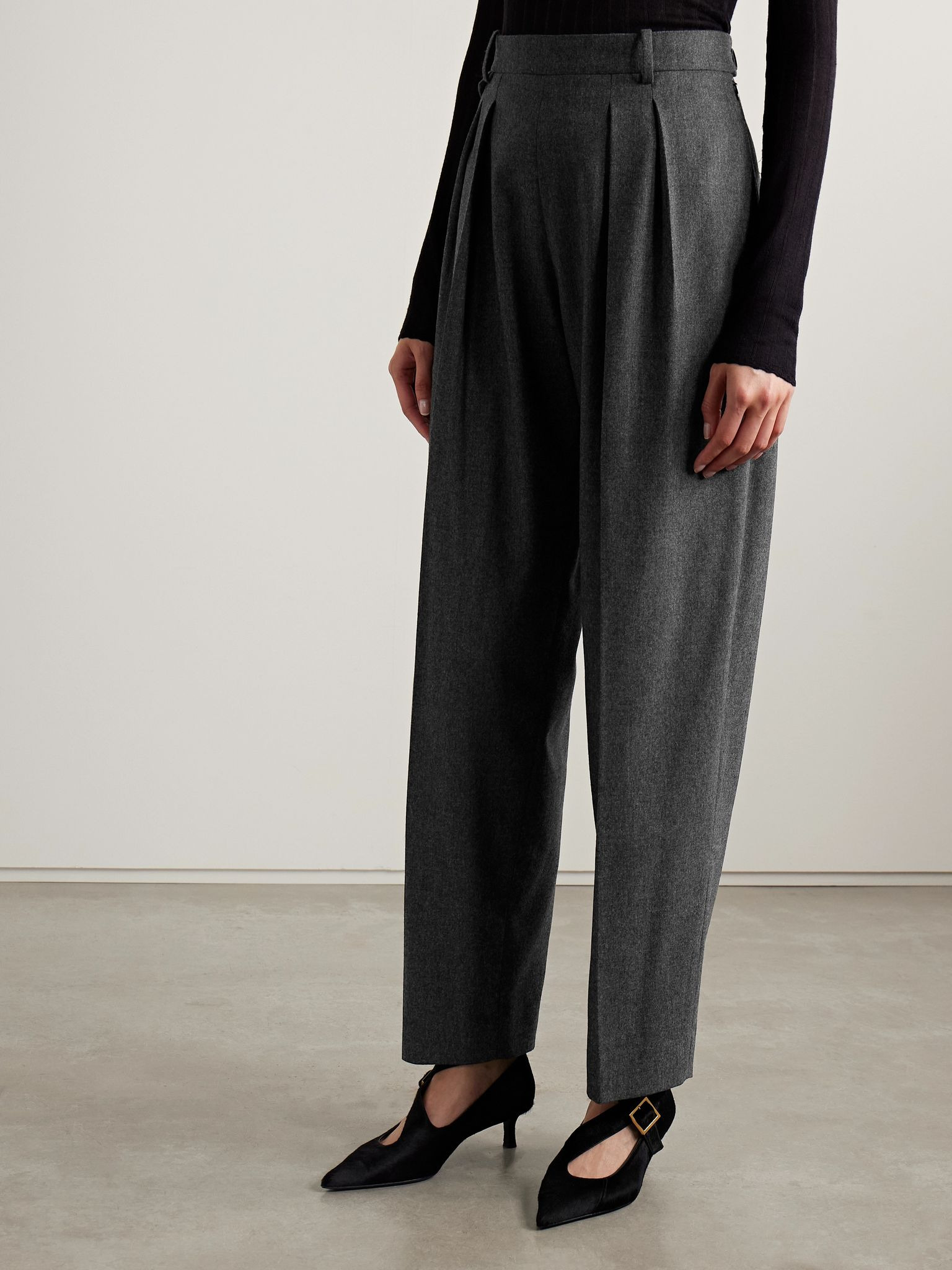 Dugan pleated wool tapered pants Gray - 3