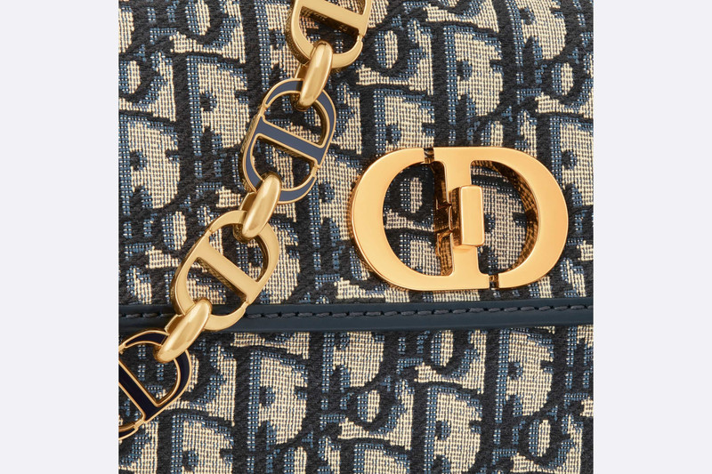 30 Montaigne Avenue Bag 7