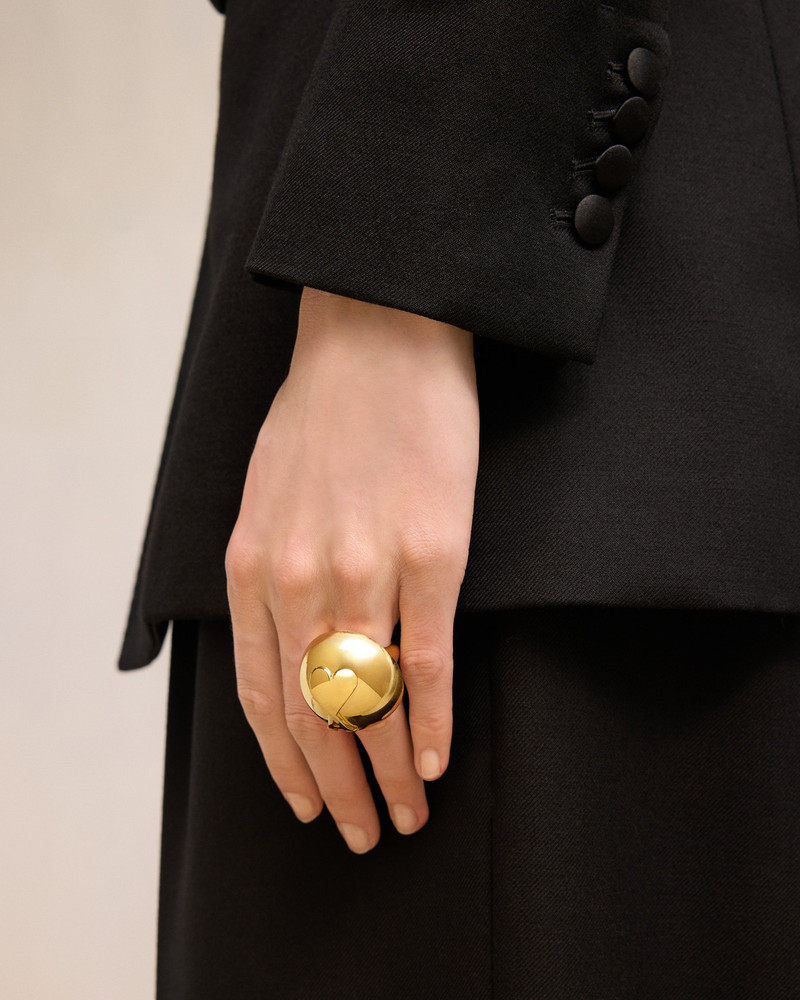 AMI Paris DOMED AMI DE COEUR RING outlook