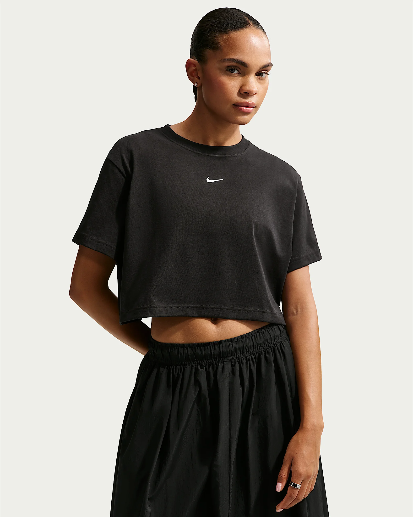 Nike Sportswear Women's Loose Short-Sleeve Cropped T-Shirt - 1