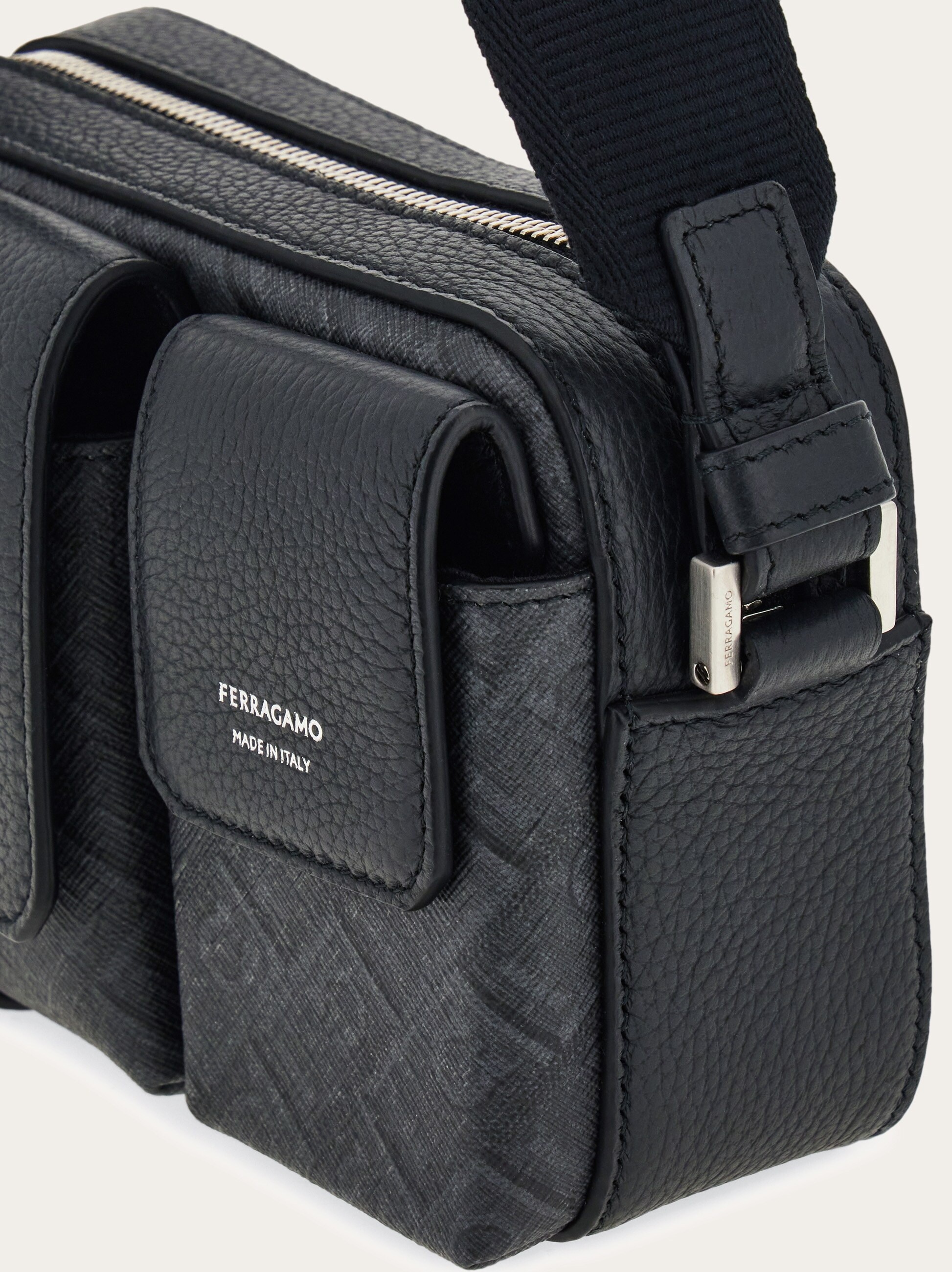 Ferragamo Monogram utility crossbody bag - 7