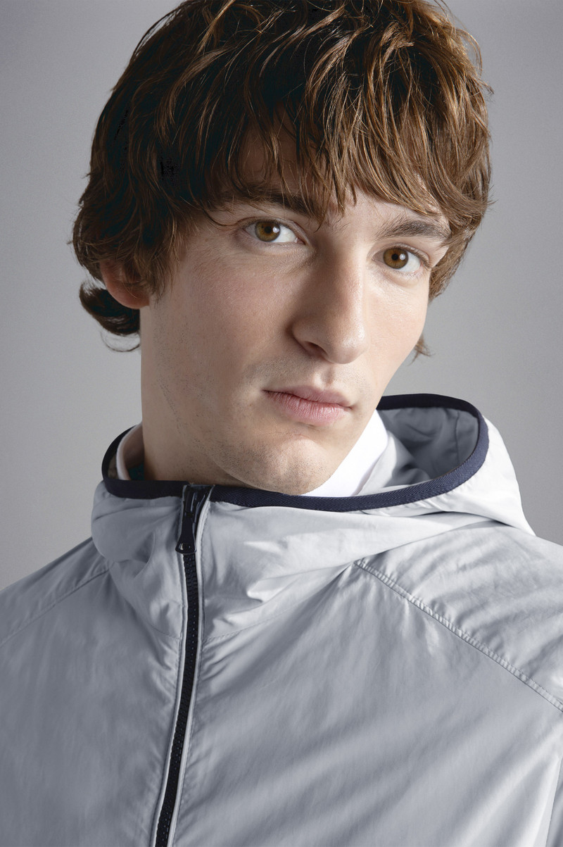 RE-130 HIGH DENSITY WINDBREAKER 4