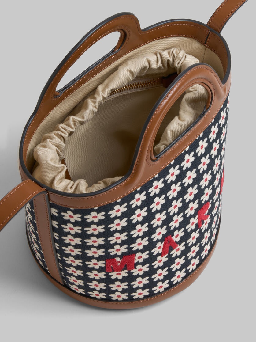 BLACK CANVAS TROPICALIA SMALL BUCKET BAG WITH DAISY PRINT - 4