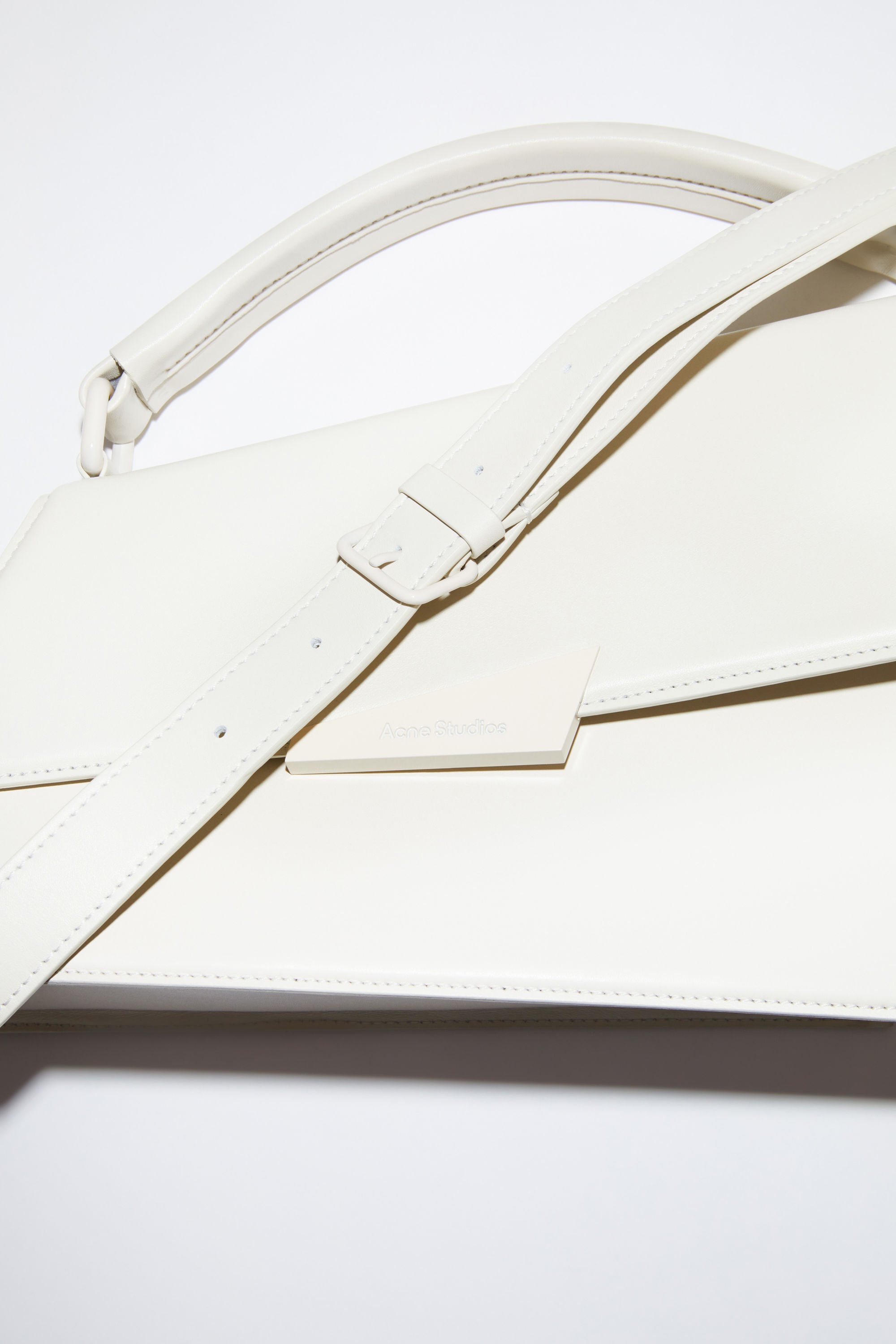 Distortion handbag - White - 5