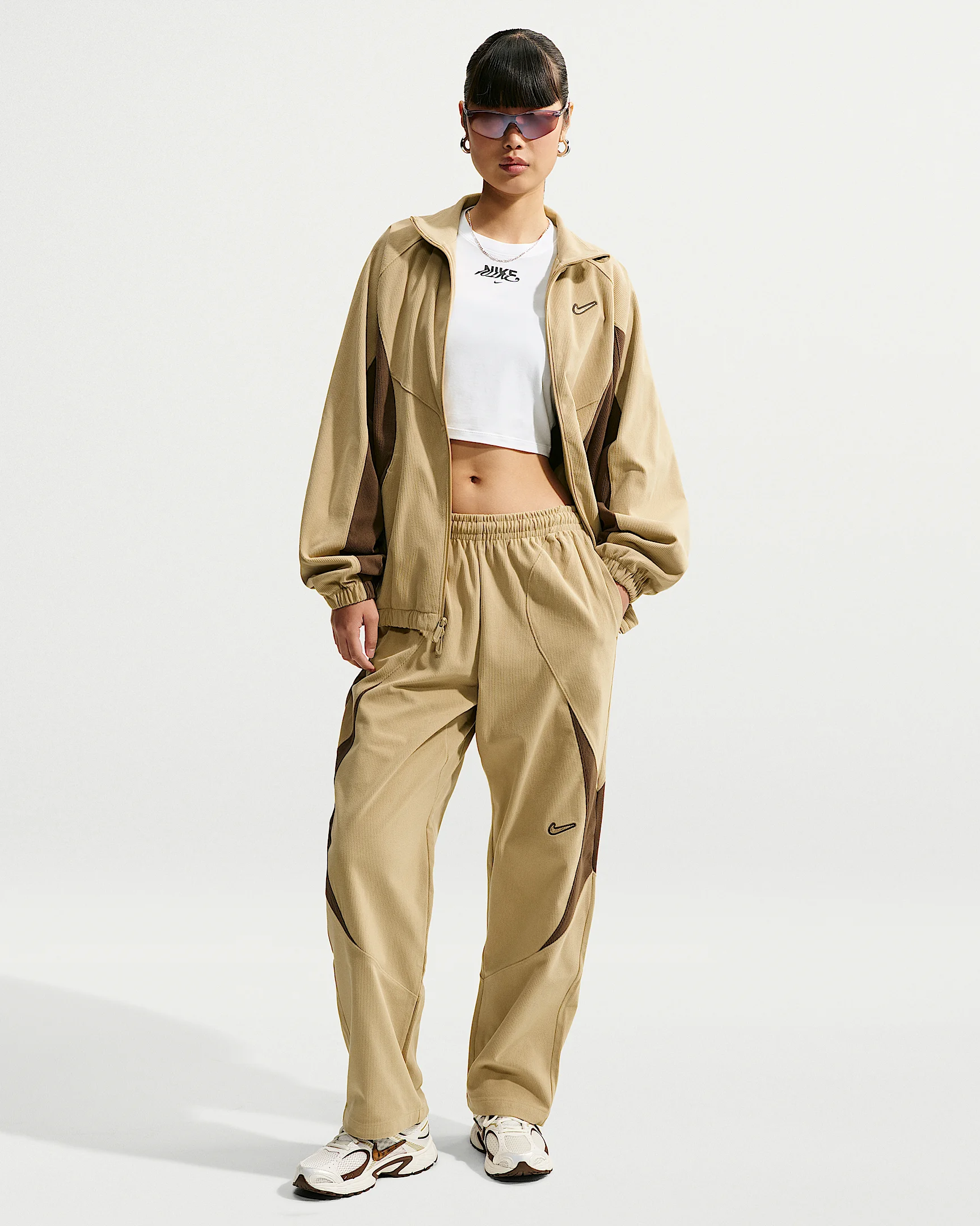 Nike Sportswear Women's Loose Mid-Rise Corduroy Track Pants - 1