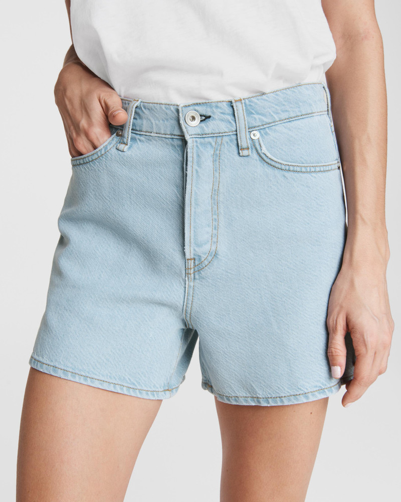 Featherweight Maya High-Rise 4" Short - Blossom
Relaxed Fit Light Indigo Jean Short 6