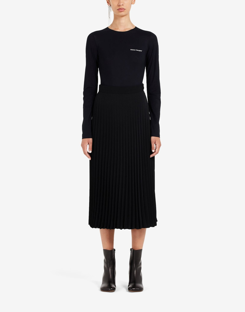 MM6 Maison Margiela Pleated midi skirt outlook