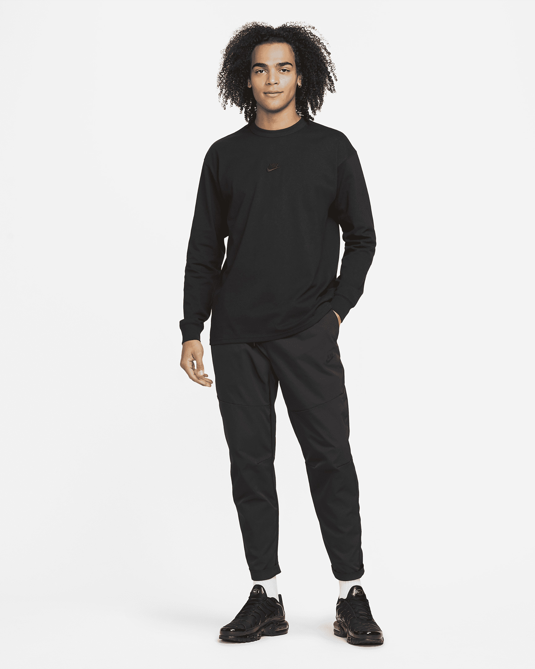 Nike Sportswear Premium Essentials Men's Long-Sleeve T-Shirt - 5