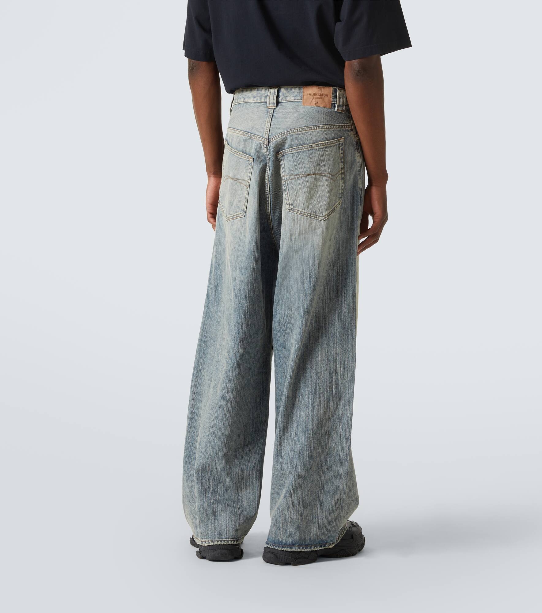 Logo embroidered wide-leg jeans - 4