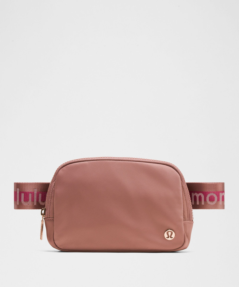 Everywhere Belt Bag 1L *Wordmark 1