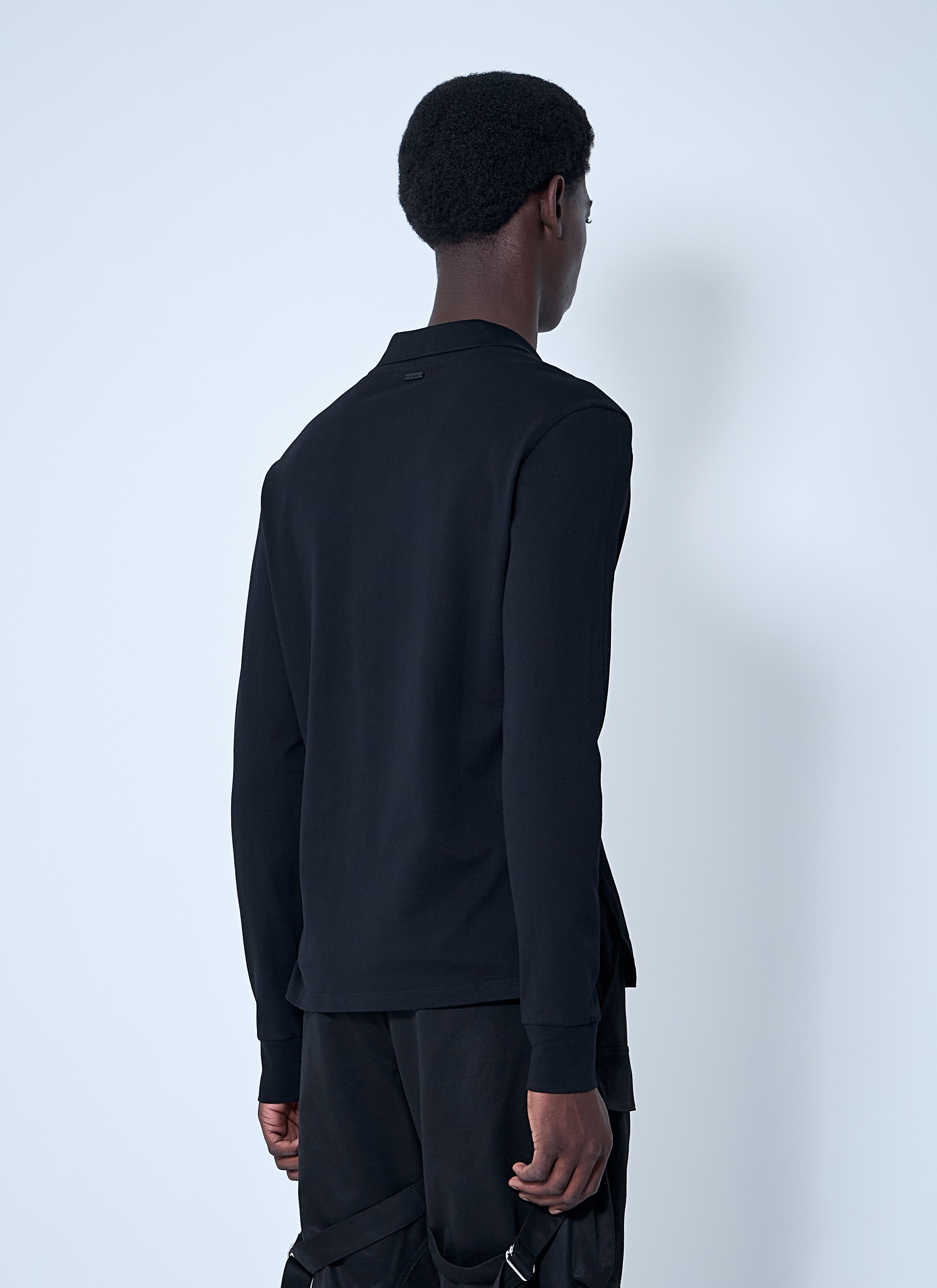 V Neck Shirt With Hardware - 4