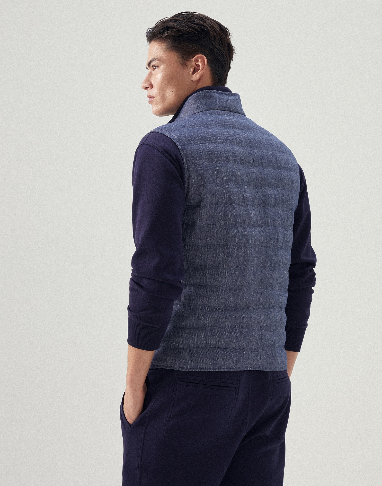 Comfort linen and cotton denim-effect twill lightweight down vest - 2
