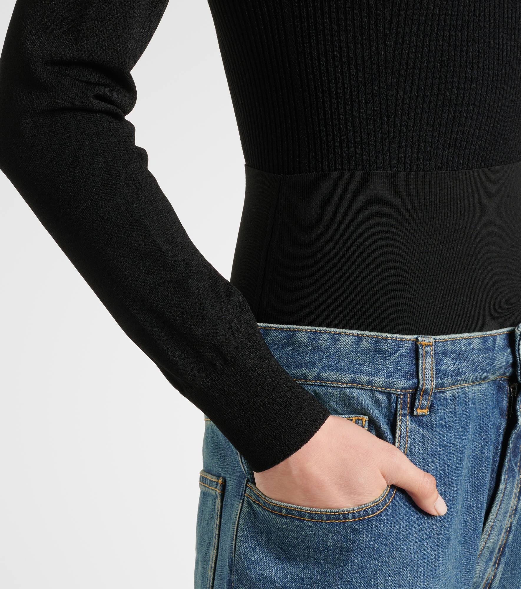 Knitted shrug - 5